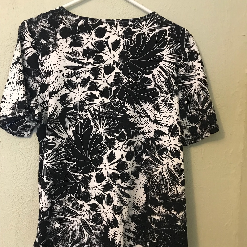 Allison Daley Black & White Top Size Large - Picture 5 of 5